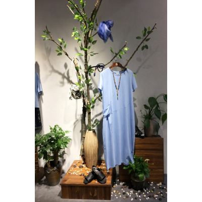 商場(chǎng)實(shí)體店鋪展示